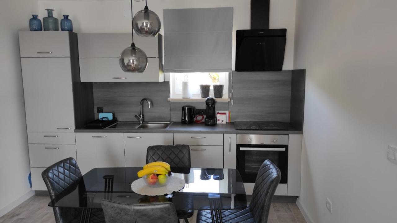 New Apartment Vivano V I D With Amazing View Zambratija  Buitenkant foto