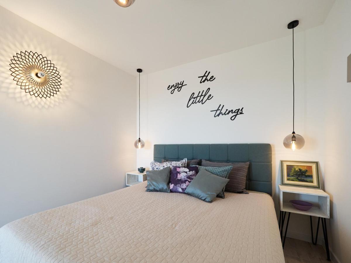 New Apartment Vivano V I D With Amazing View Zambratija  Buitenkant foto